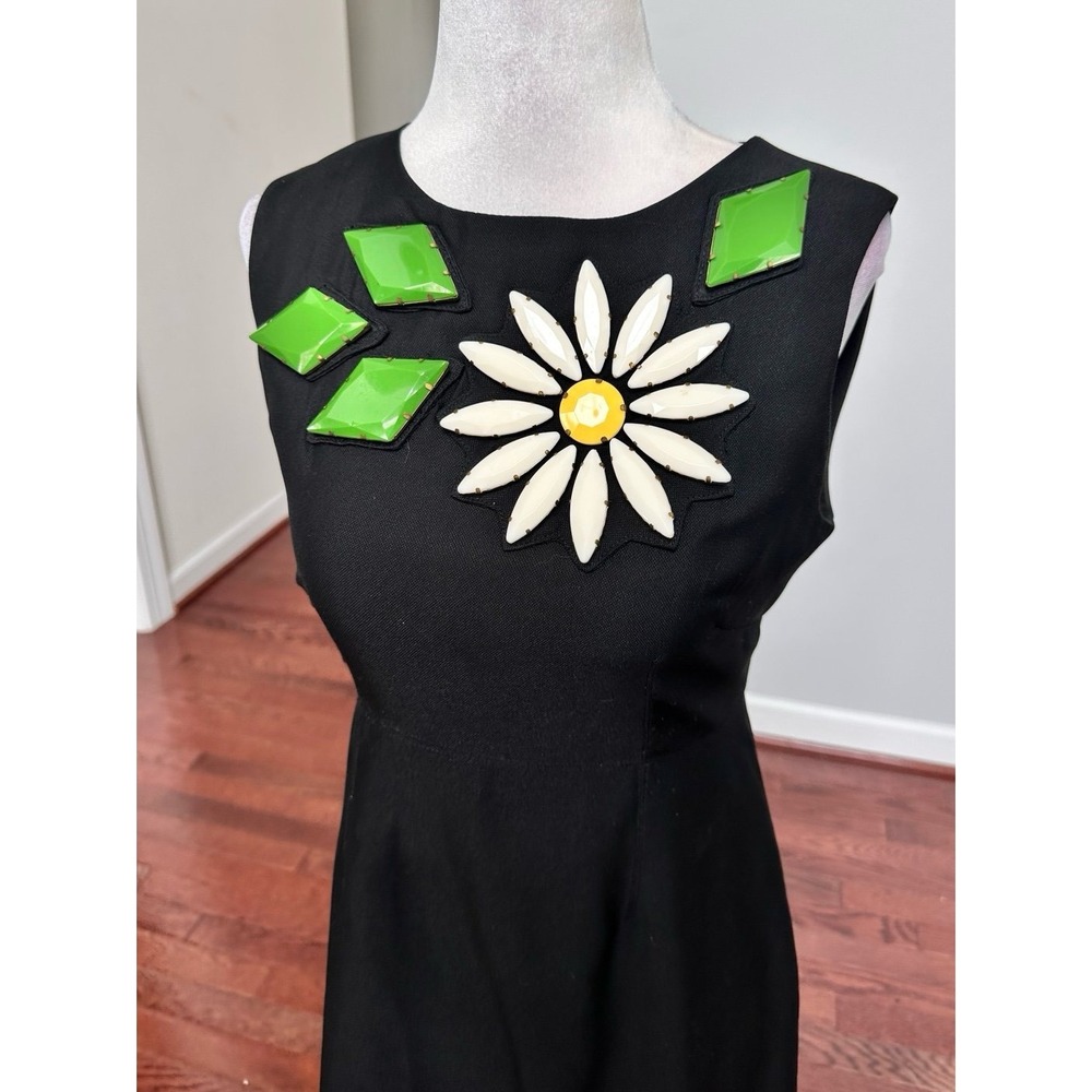 Luxury KARTA Black White Green Cocktail Embellished Daisy Studded Floral Dress - Picture 3 of 10